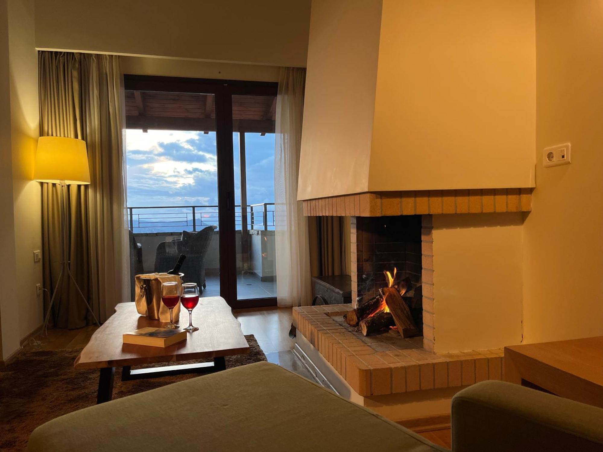 Anemolia Mountain Resort Arachova Exterior photo