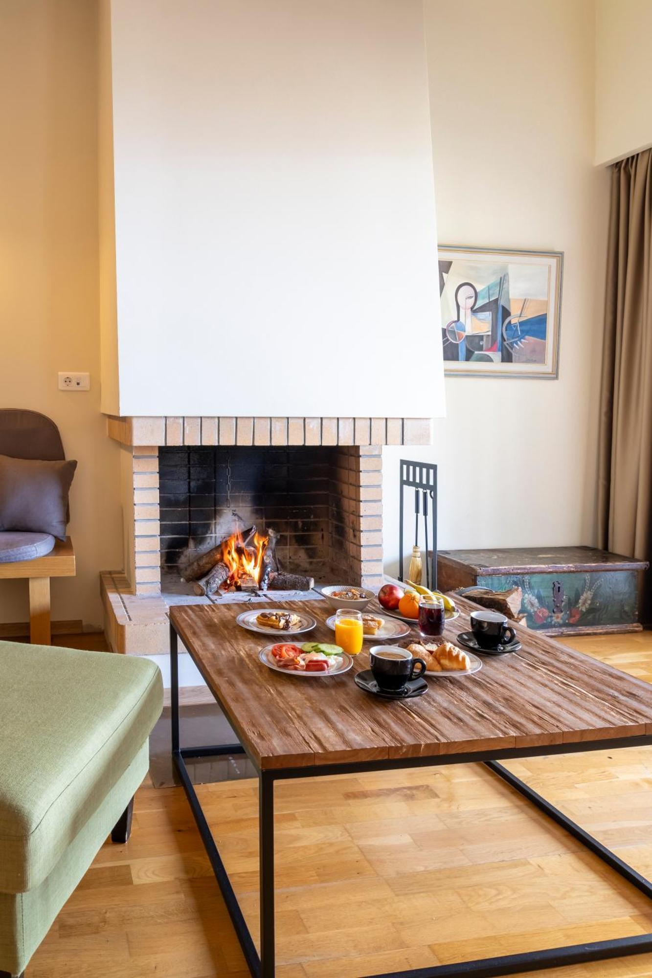 Anemolia Mountain Resort Arachova Exterior photo