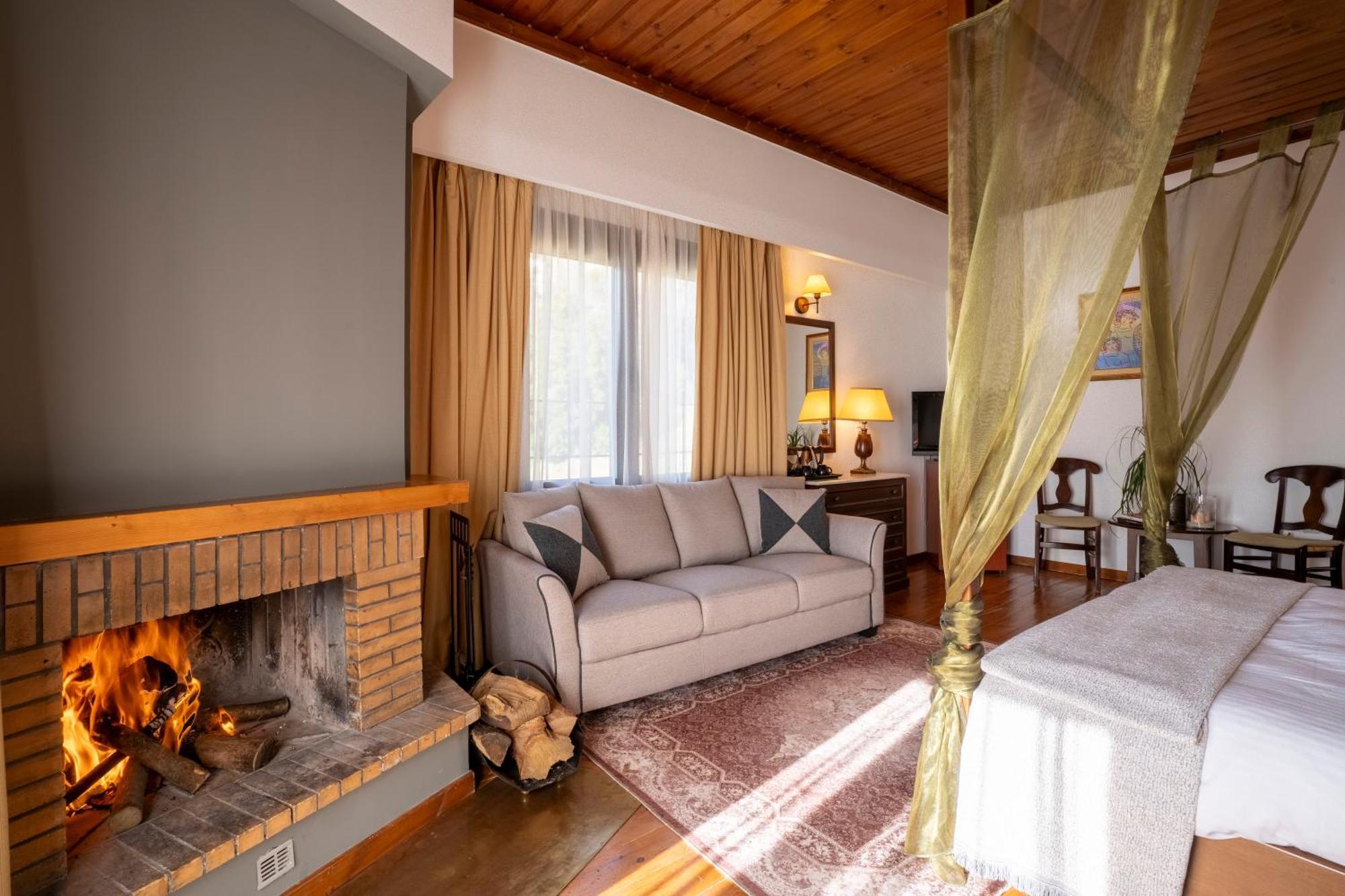 Anemolia Mountain Resort Arachova Exterior photo